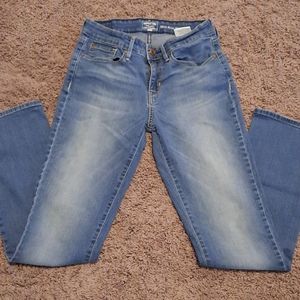 Signature Gold Levi Strauss Jeans